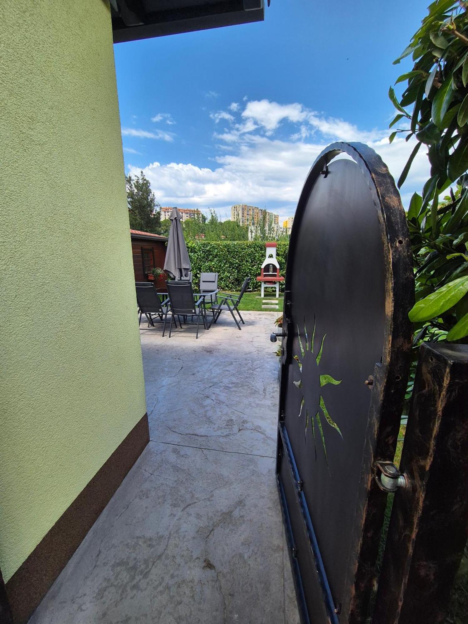 Harmony Apartment Koper Bagian luar foto